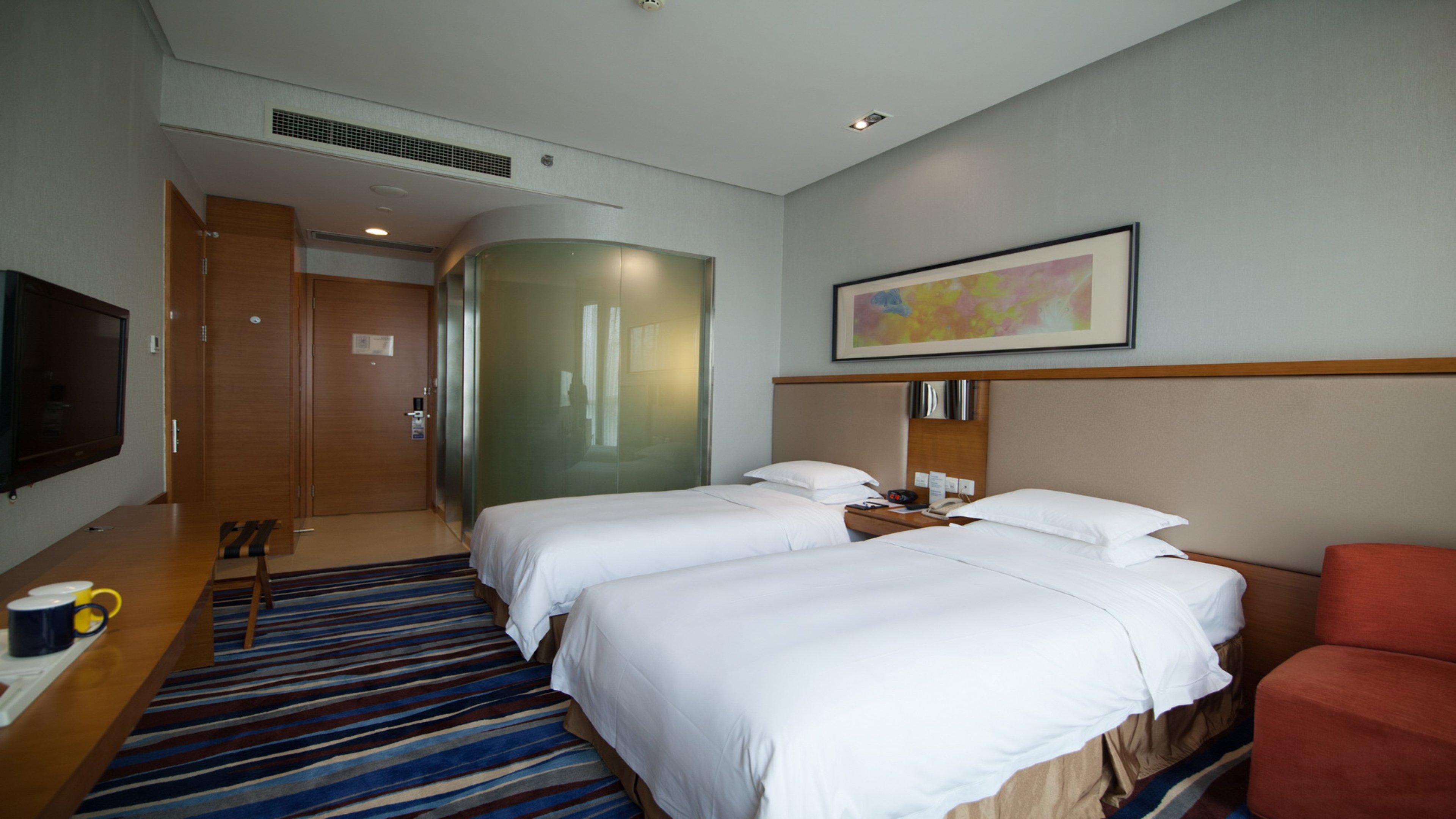 Holiday Inn Express Chongqing Guanyinqiao By Ihg Экстерьер фото