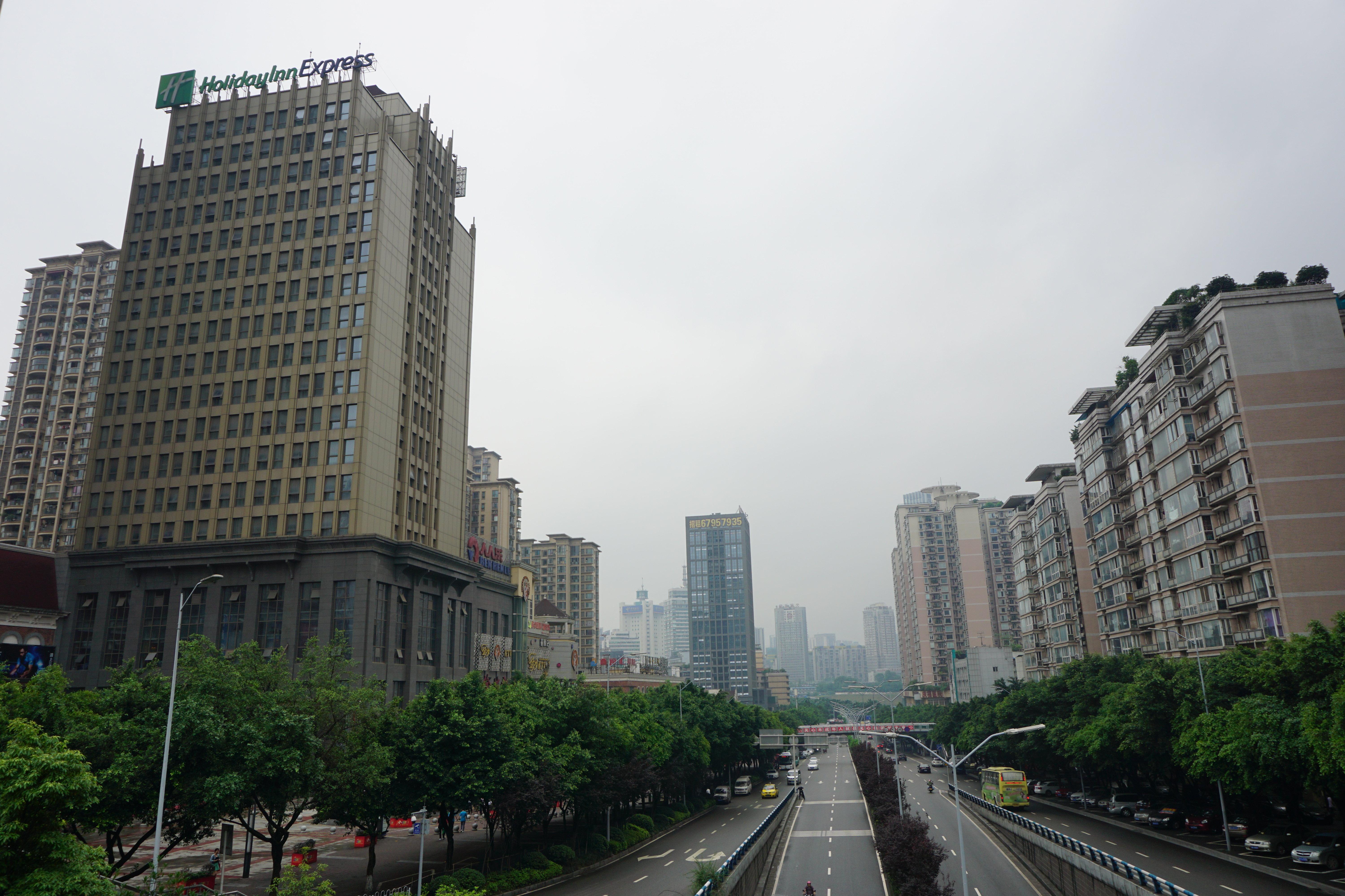 Holiday Inn Express Chongqing Guanyinqiao By Ihg Экстерьер фото