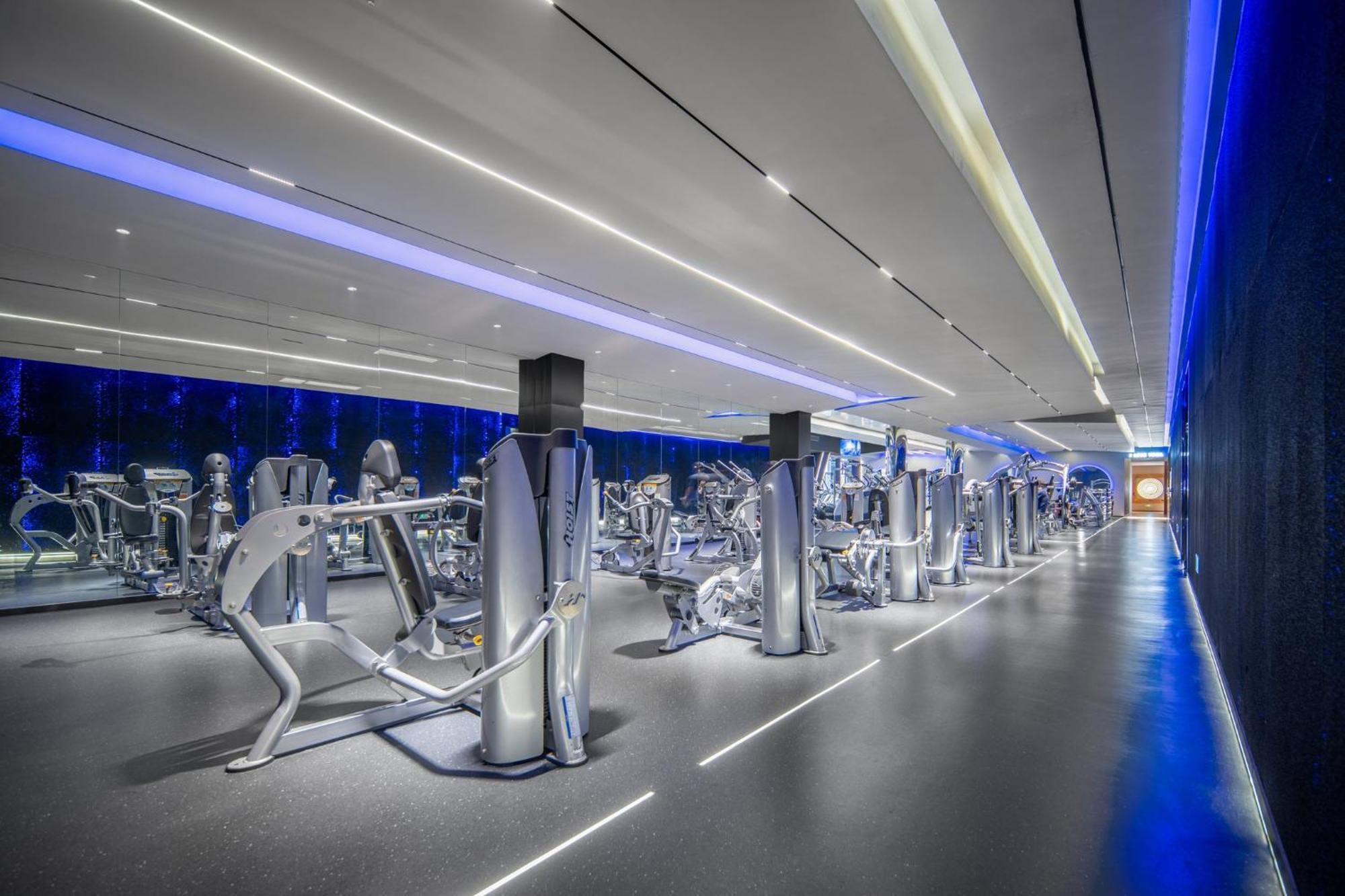 Holiday Inn Express Chongqing Guanyinqiao By Ihg Экстерьер фото